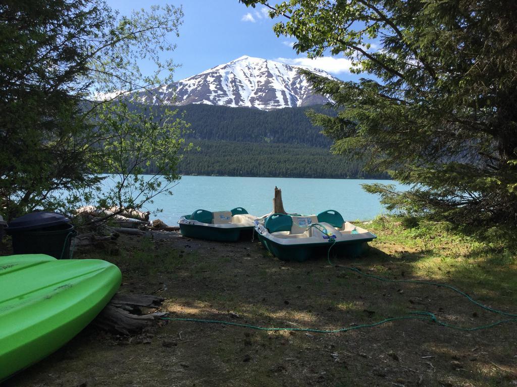 Renfro's Lakeside Retreat Primrose