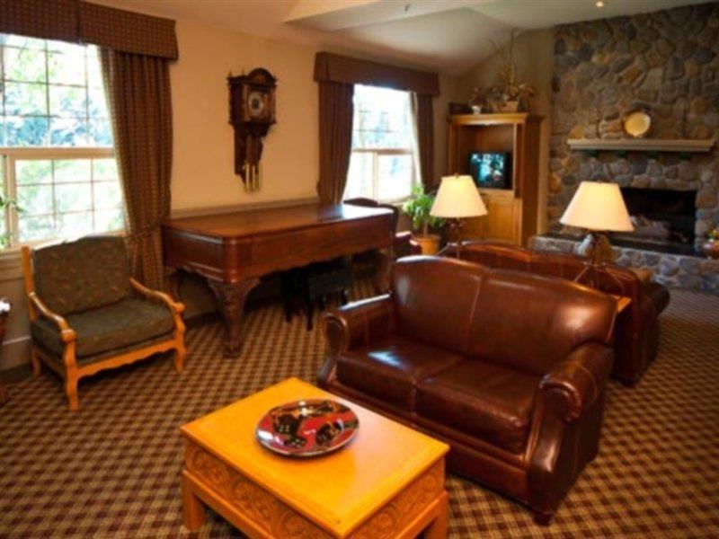 Hotel Coast At Hood Anchorage