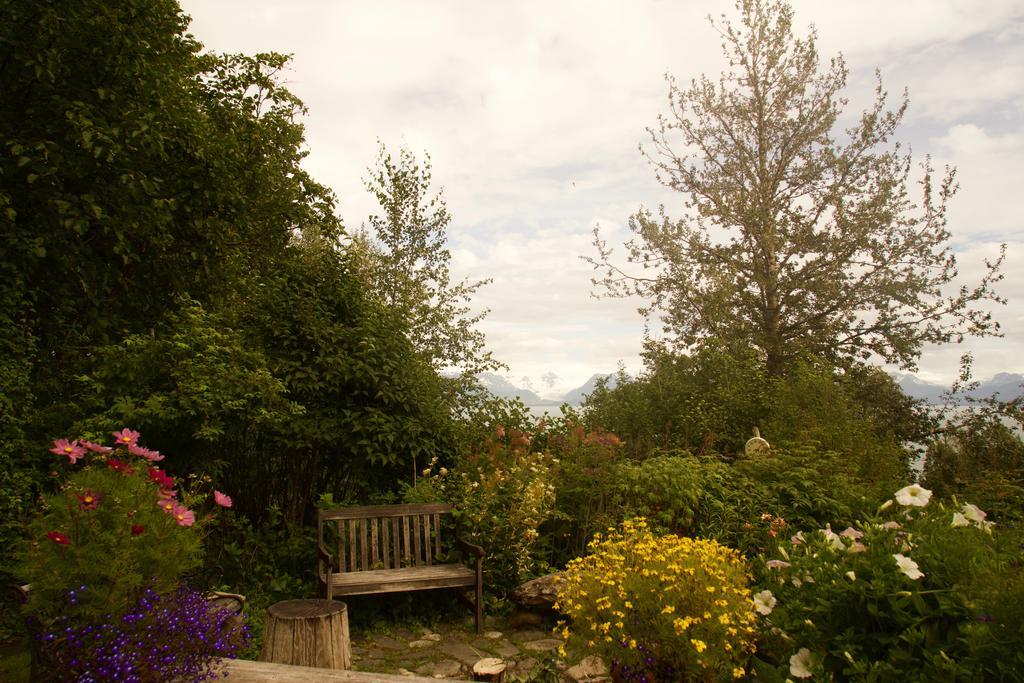 Brigitte's Bavarian Bed & Breakfast Millers Landing