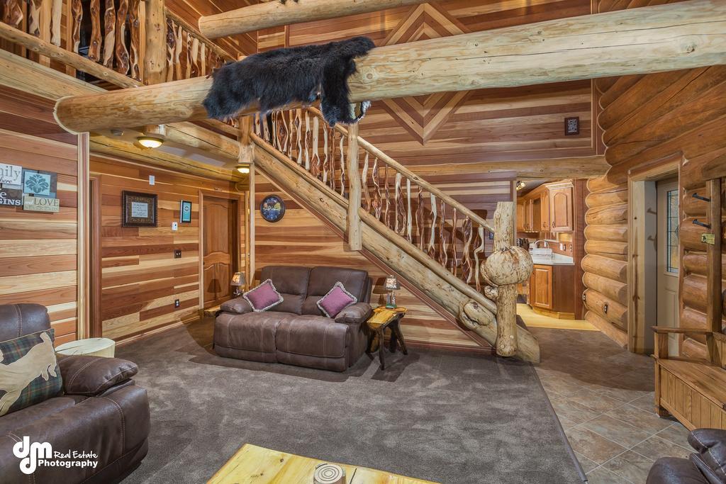 Bed & Breakfast Alaska Knotty Pine Palmer