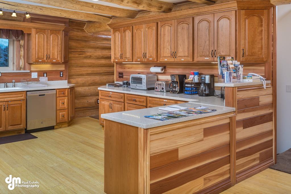 Alaska Knotty Pine Bed & Breakfast Palmer