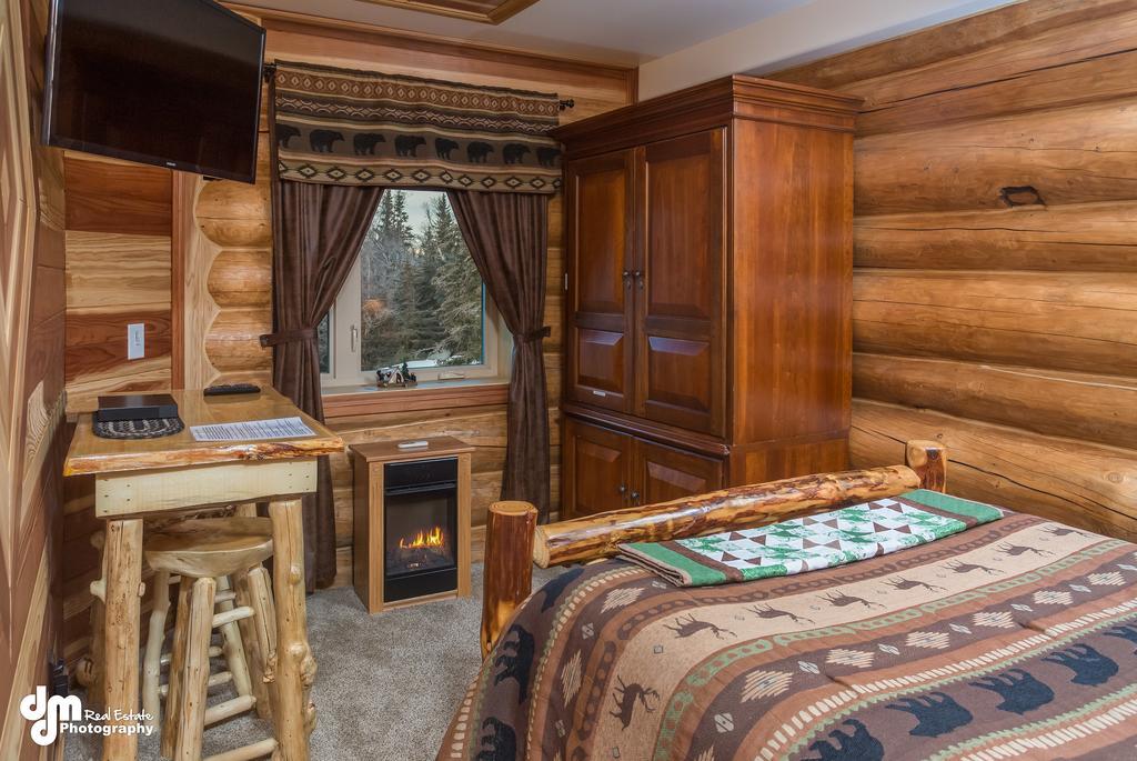 Alaska Knotty Pine Bed & Breakfast