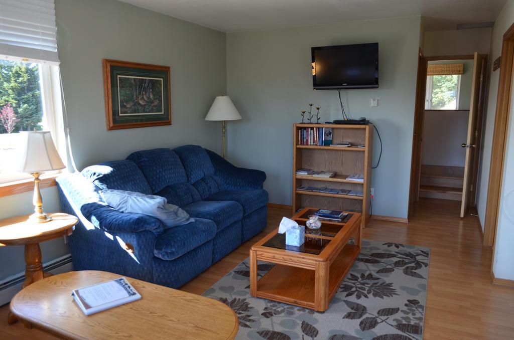 Bay Avenue Bed & Breakfast