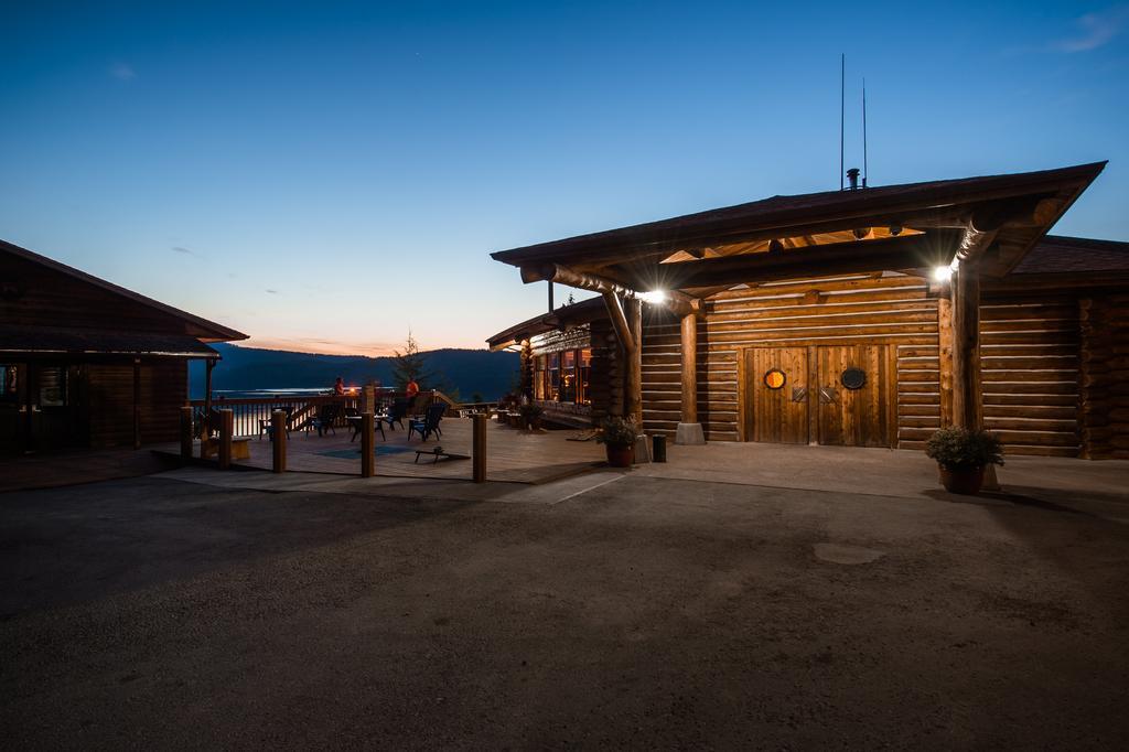 Salmon Falls Resort 2*
