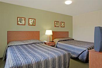 Extended America - - Midtown Hotel