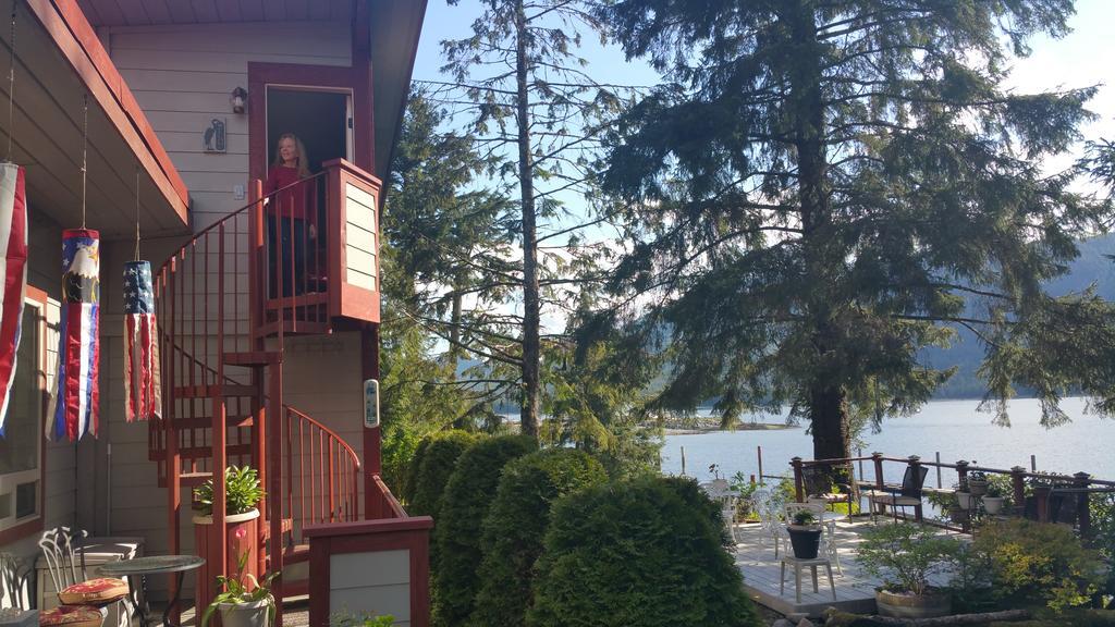 Bed & Breakfast Black Bear 3*