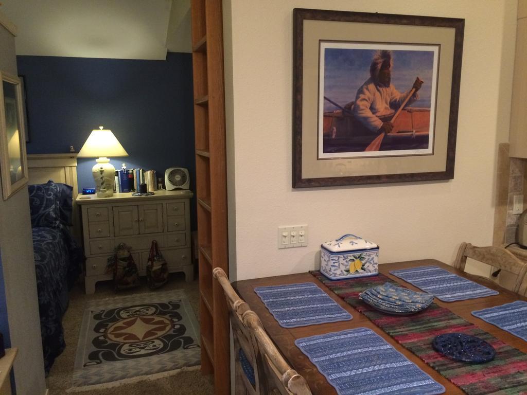 Black Bear Bed & Breakfast