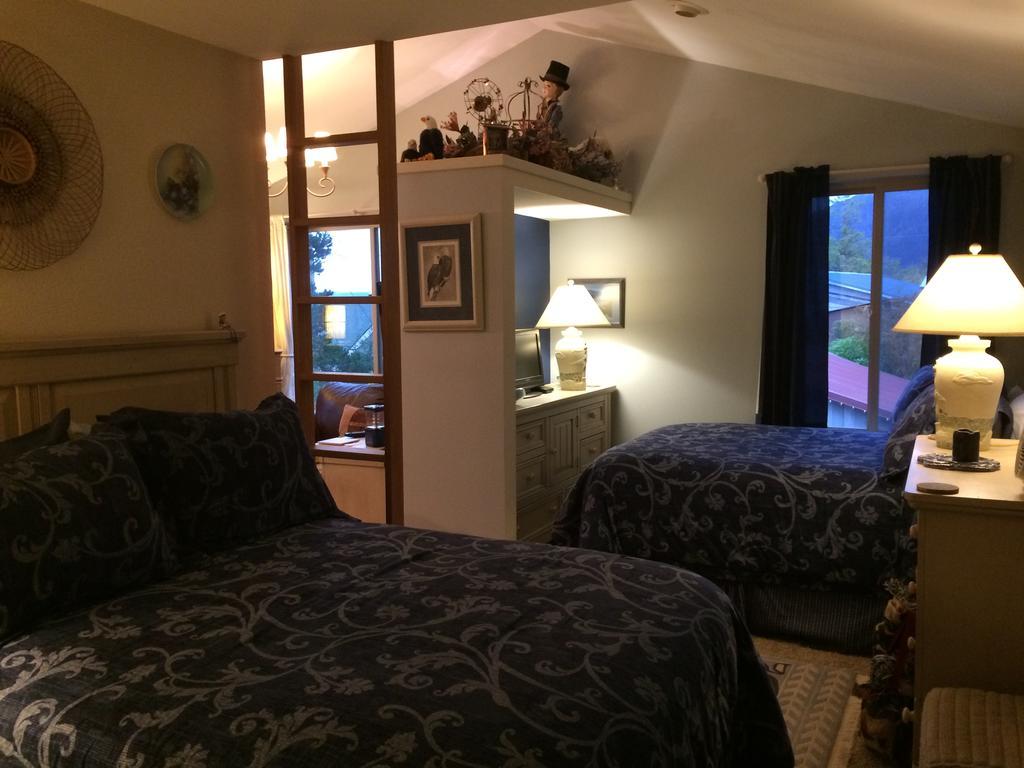 Bed & Breakfast Black Bear 3*