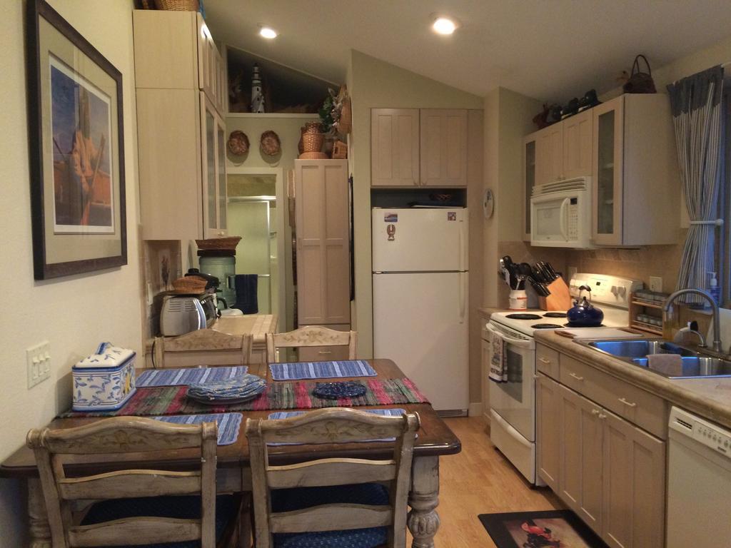 Bed & Breakfast Black Bear 3*