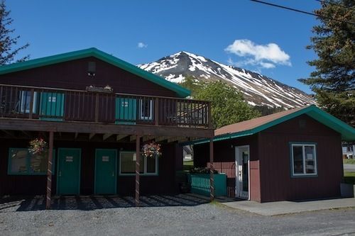Sea Treasures Motel