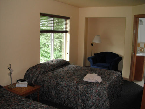 Lodge Twin Peaks Lodge And Rv Park *