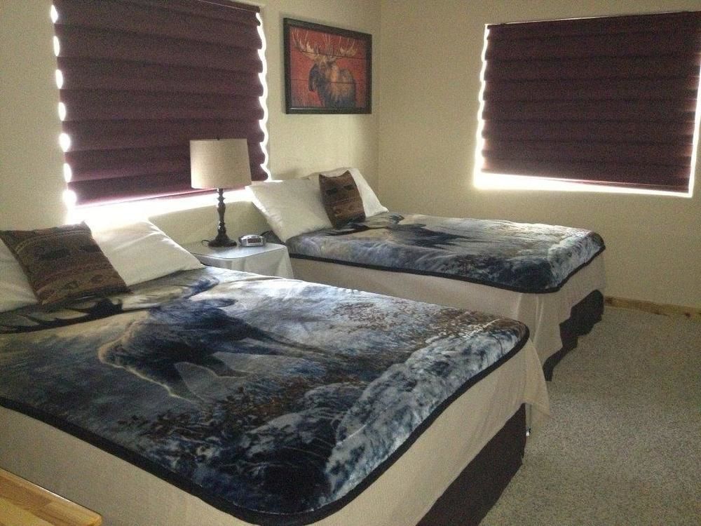 Twin Peaks Lodge And Rv Park Lodge
