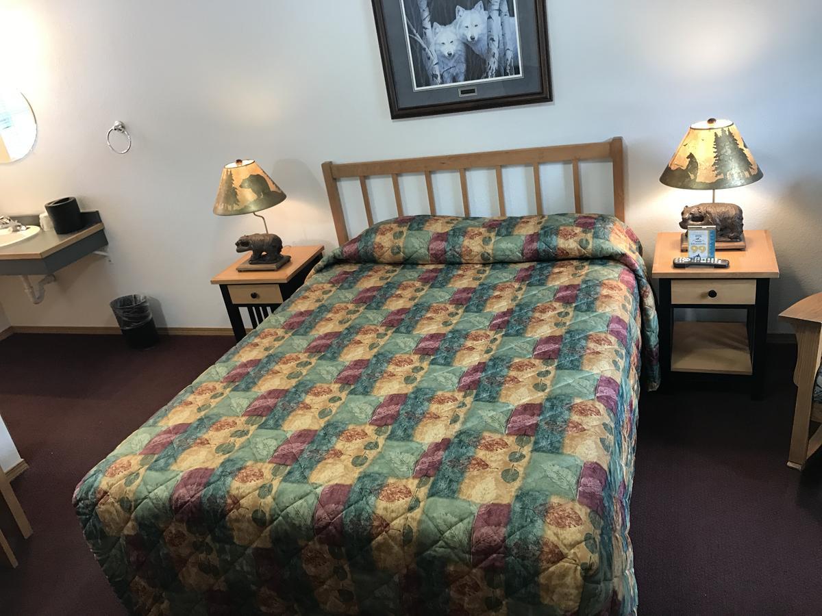 Harborview Inn 3*