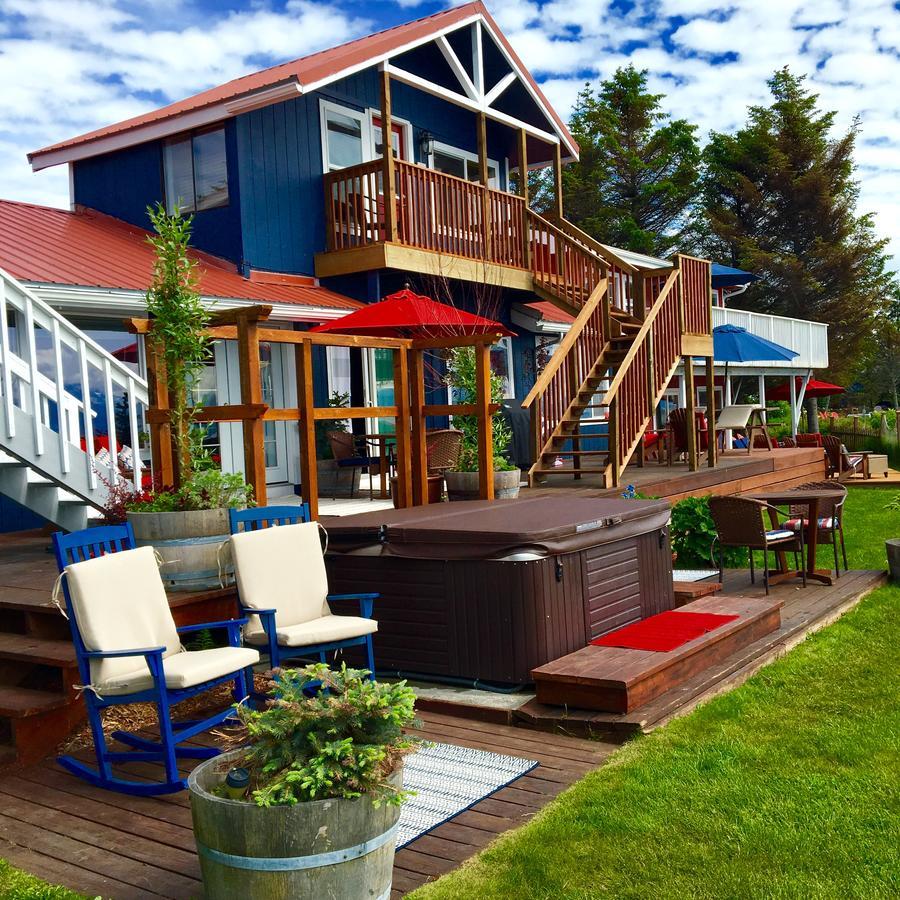 Oceanhouse Inn
