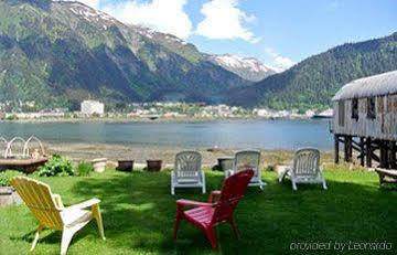Beachside Luxury And Vacation Guest house 4*