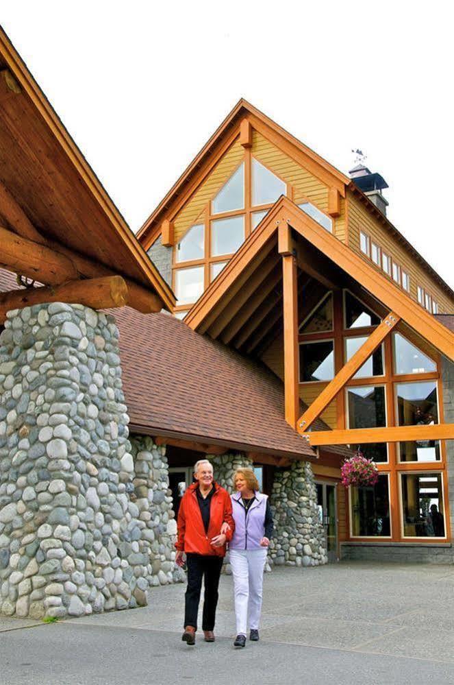 Alaskan Lodge *