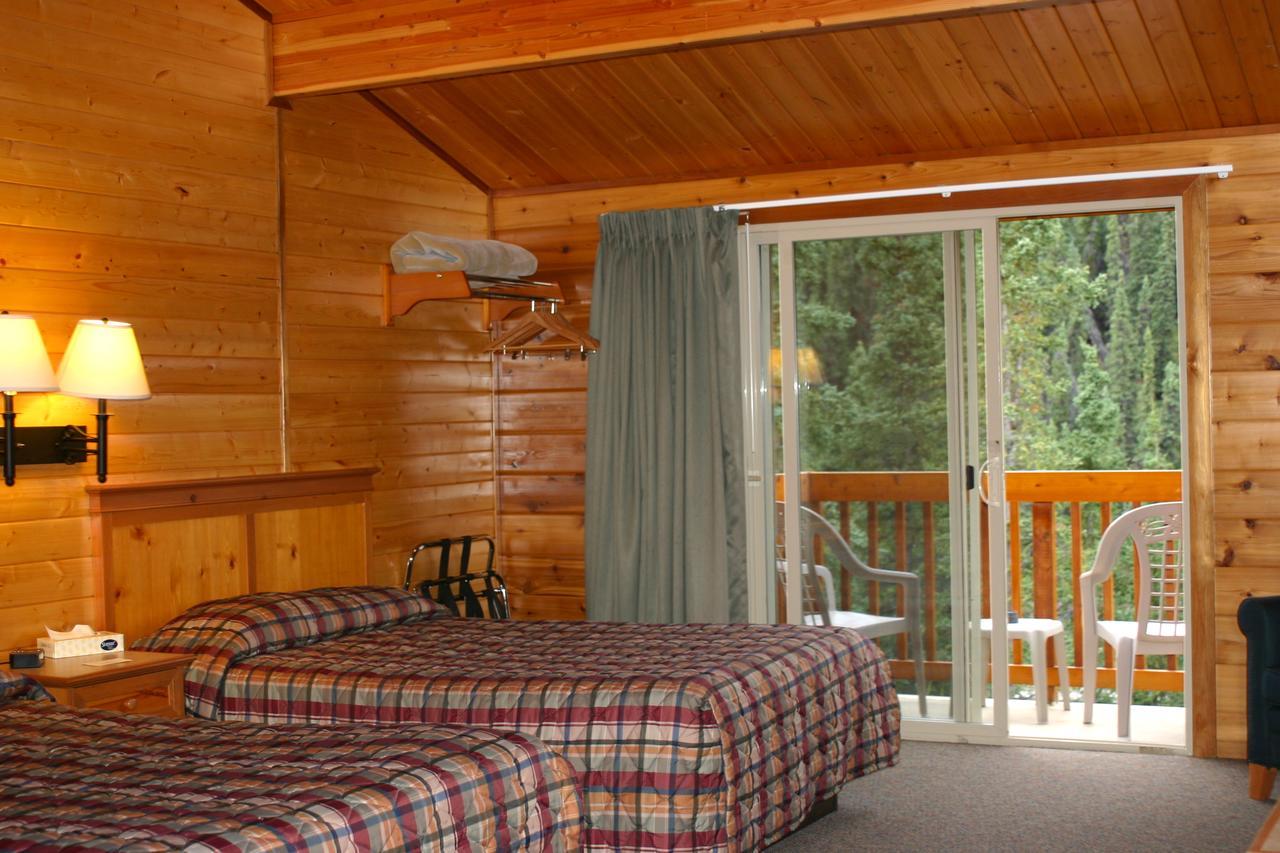 Denali Grizzly Bear Lodge