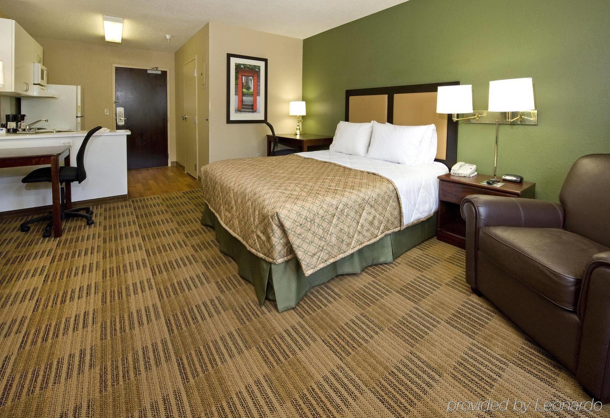 Hotel Extended America - - Shell Simmons Drive Juneau