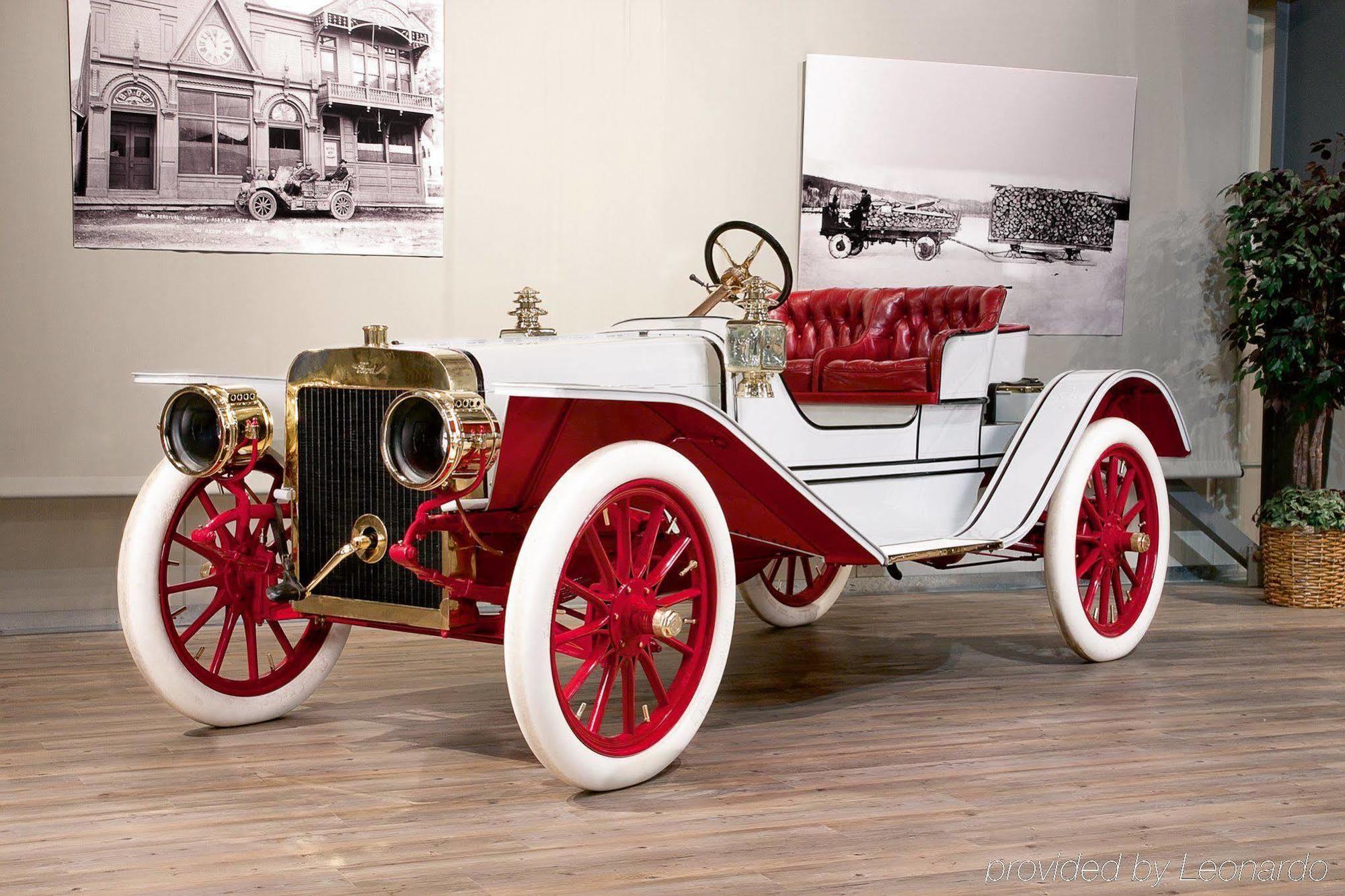 Wedgewood Hotel 3*