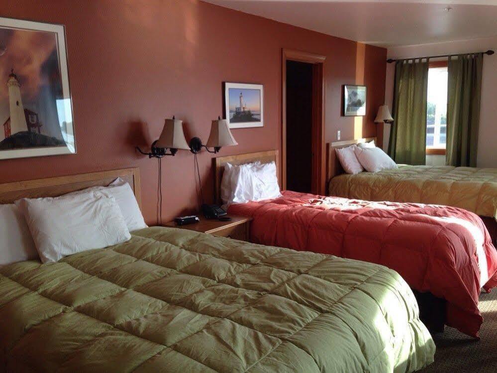 Longliner And Suites Hotel