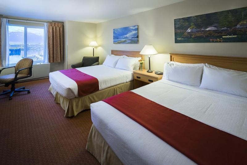 Hotel Harbor 360 3*