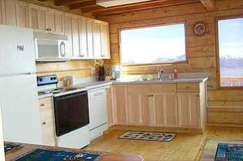 Hotel Alaska Adventure 3*