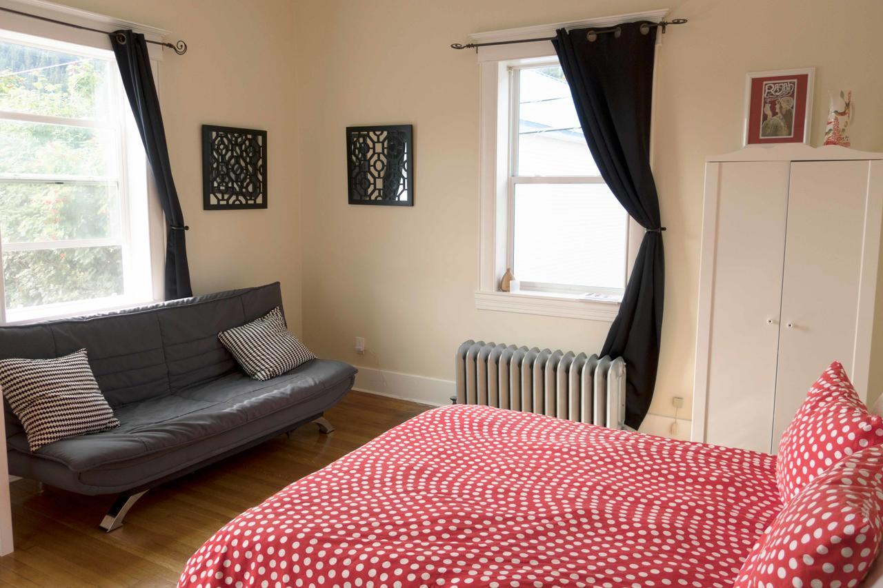 Sauerdough Lodging Aparthotel 3*