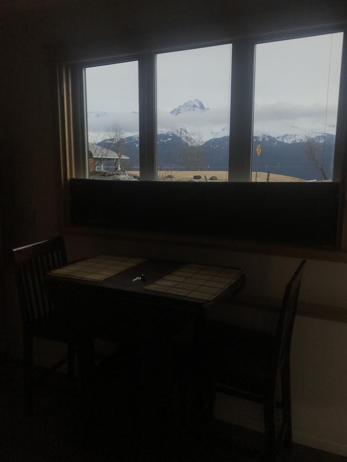 Front Row Bed & Breakfast 2*
