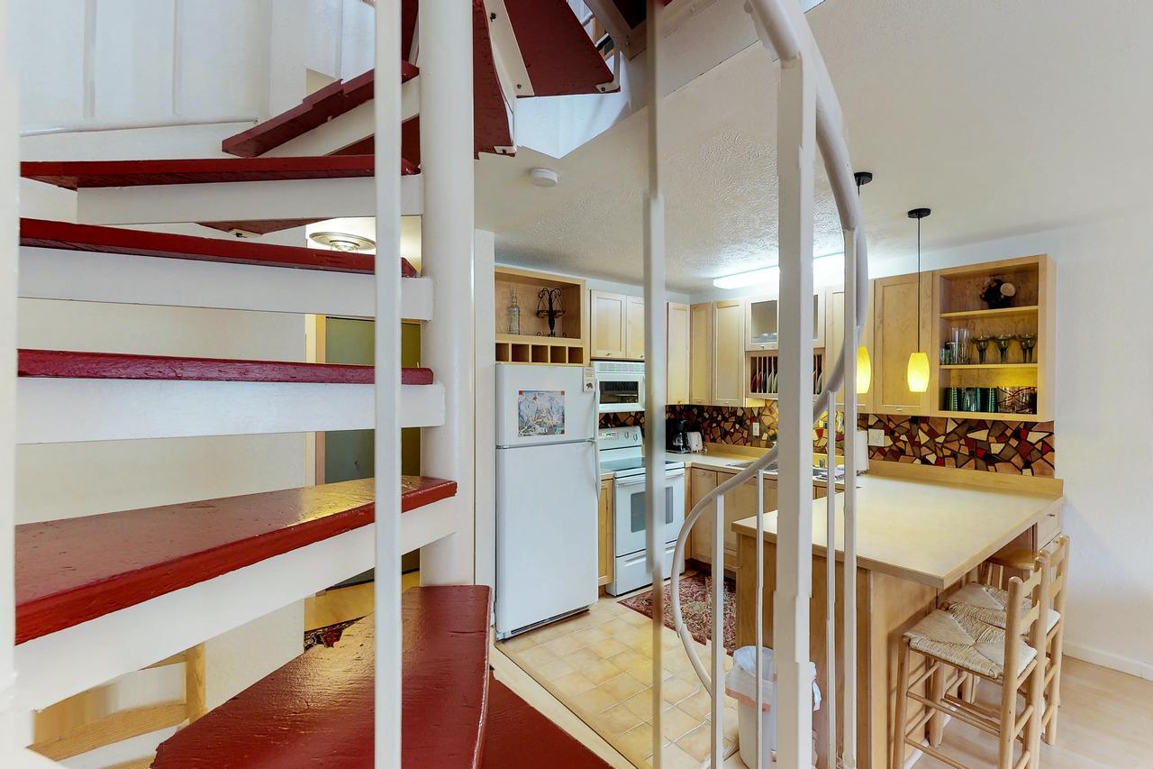 Apartment Brighton #208 *