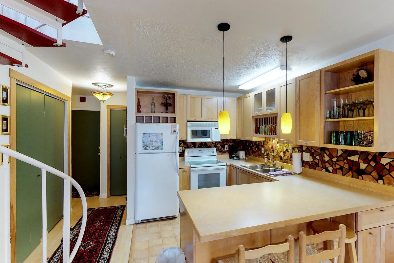Apartment Brighton #208