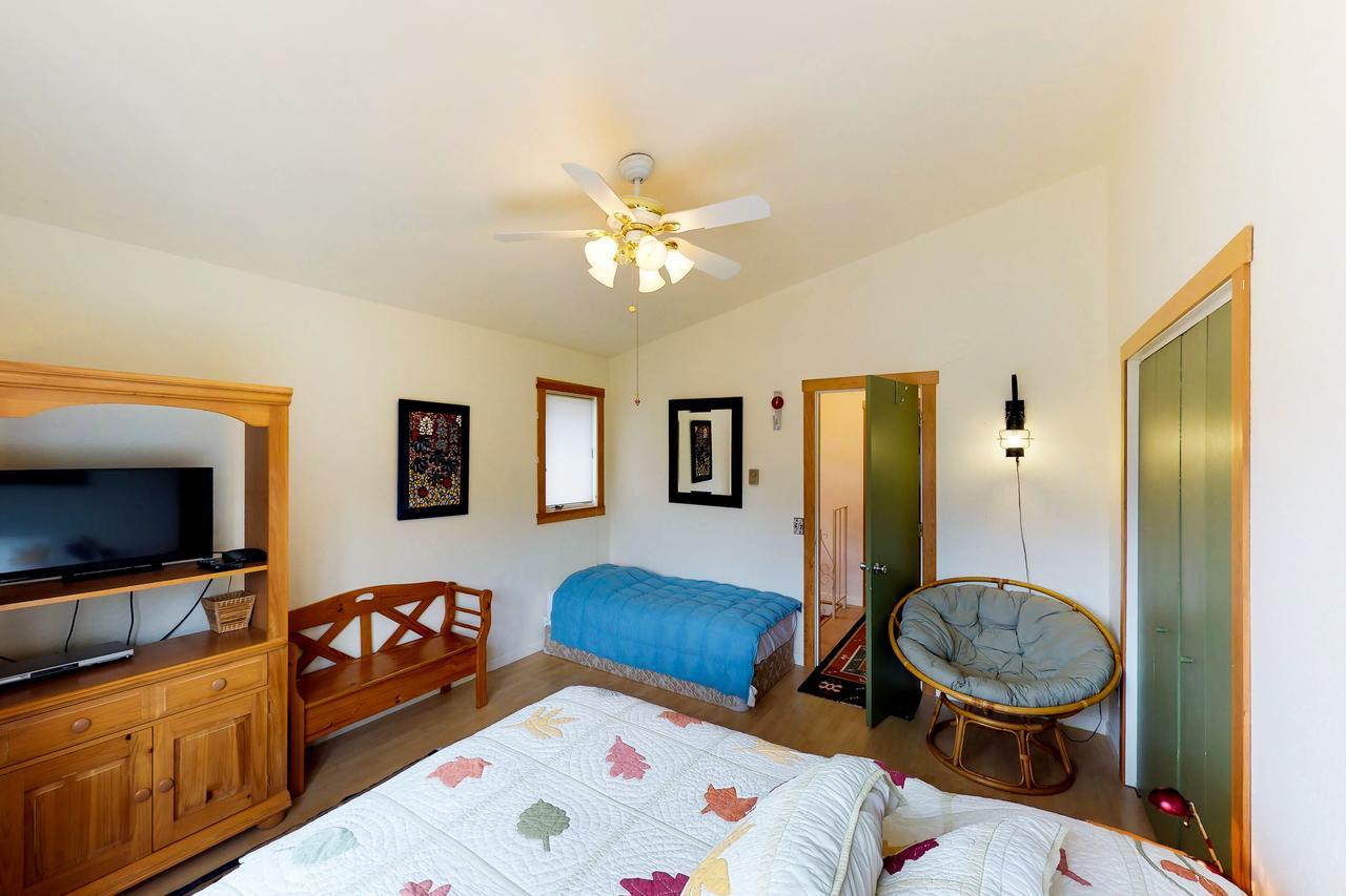 Apartment Brighton #208 Girdwood