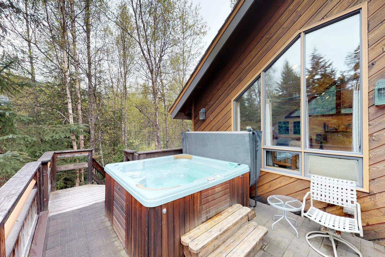 Crow Creek Hotel Girdwood