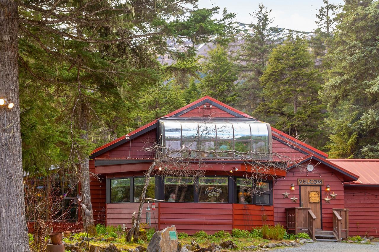 Crow Creek Hotel Girdwood