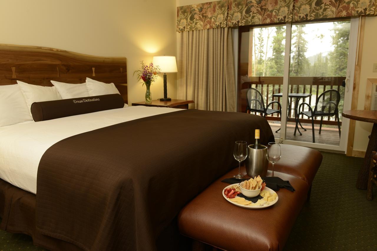 Denali Grizzly Bear Lodge *