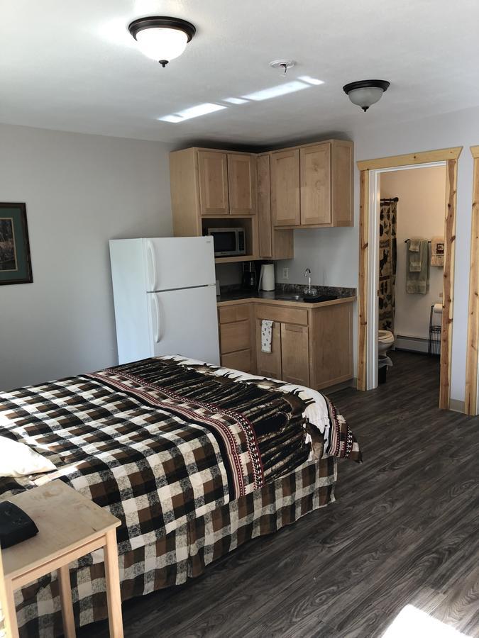 All Alaska Outdoors Lodge