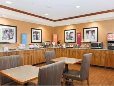 Hotel Hampton 3*