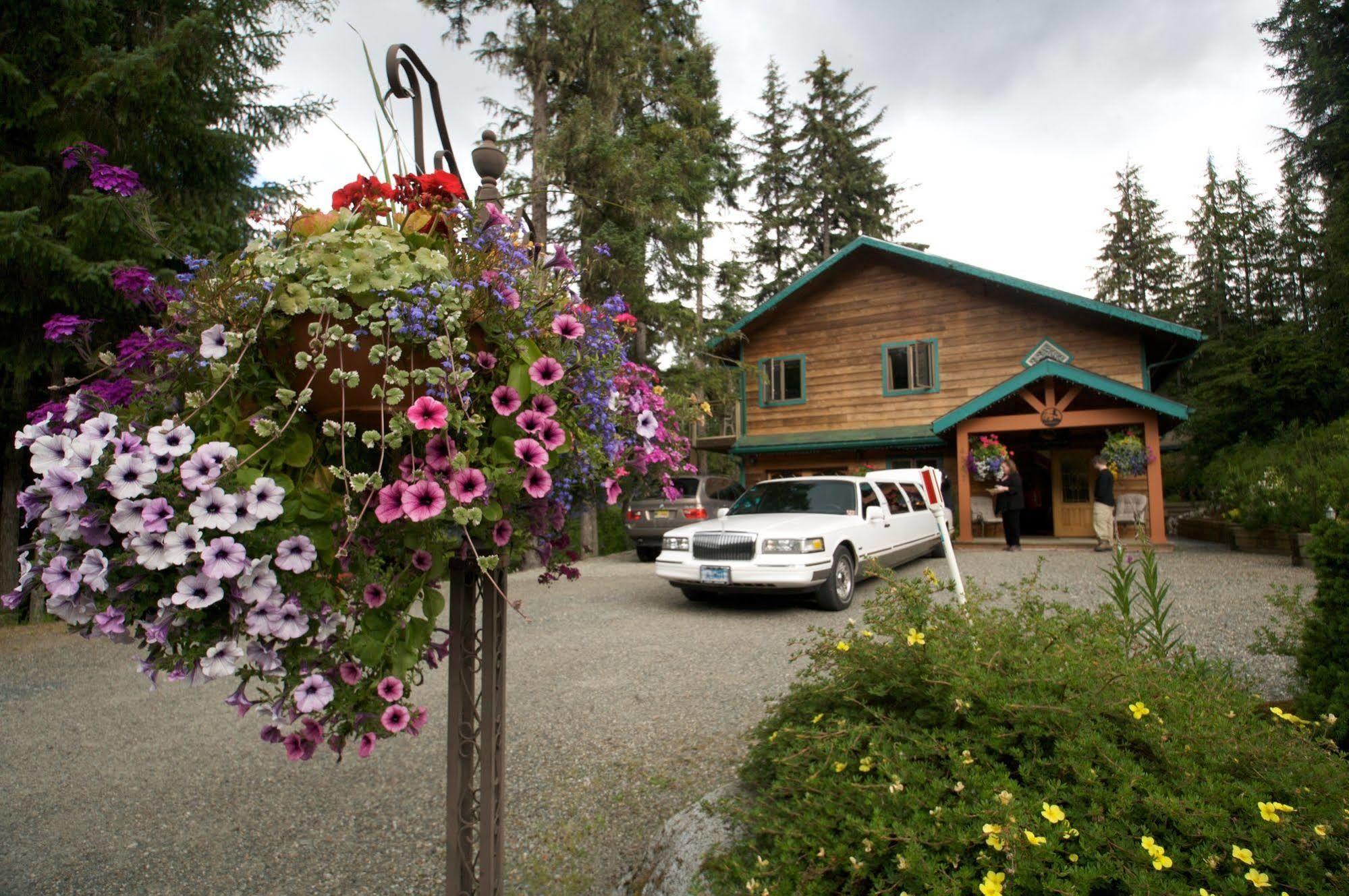 Pearson's Pond Luxury And Adventure