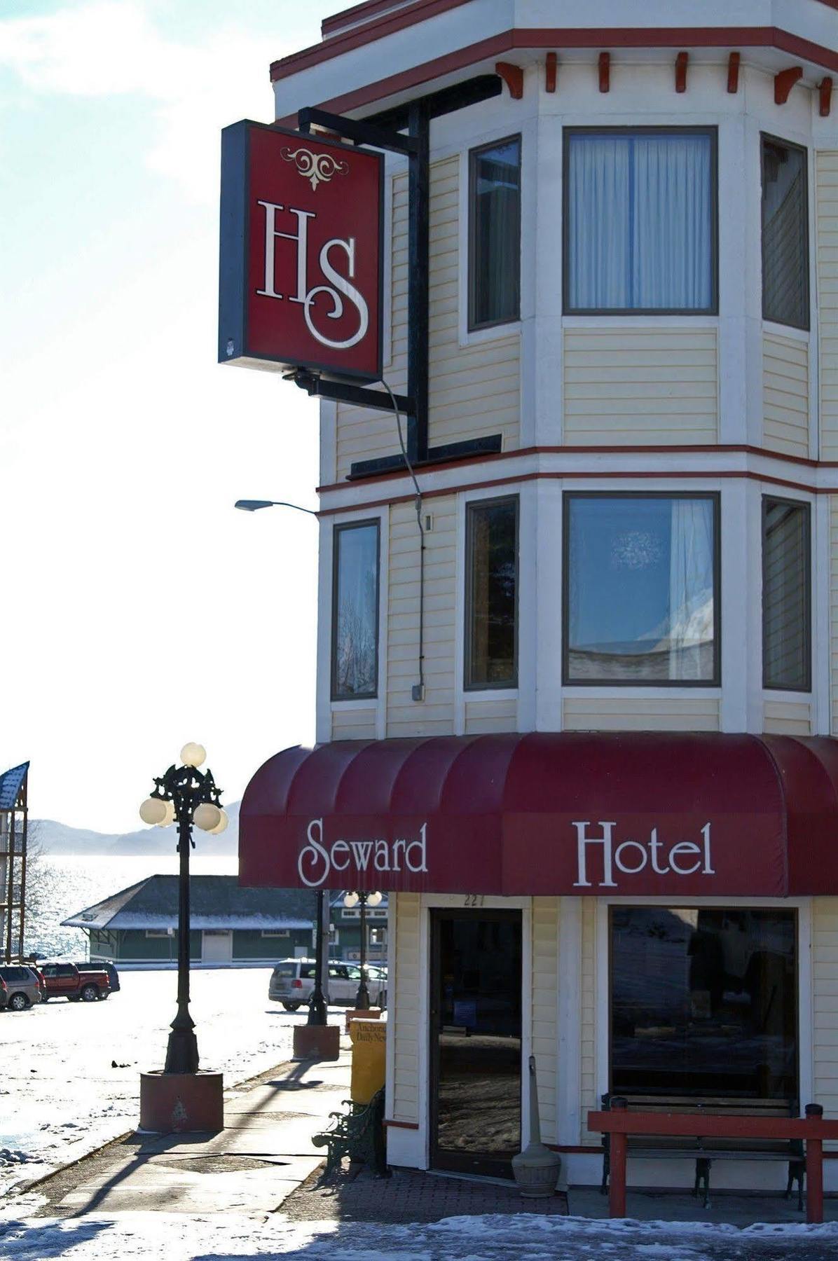Hotel Seward 3*
