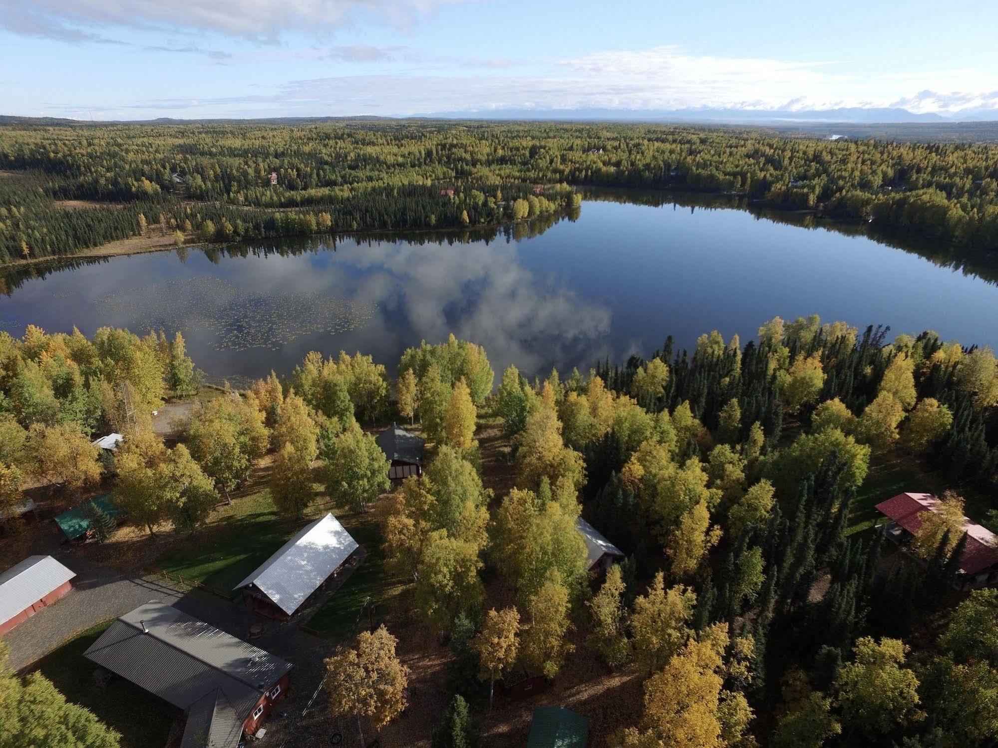 St. Theresa's Lakeside Hotel 3*
