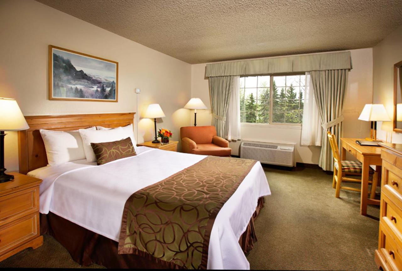 Coast At Hood Hotel