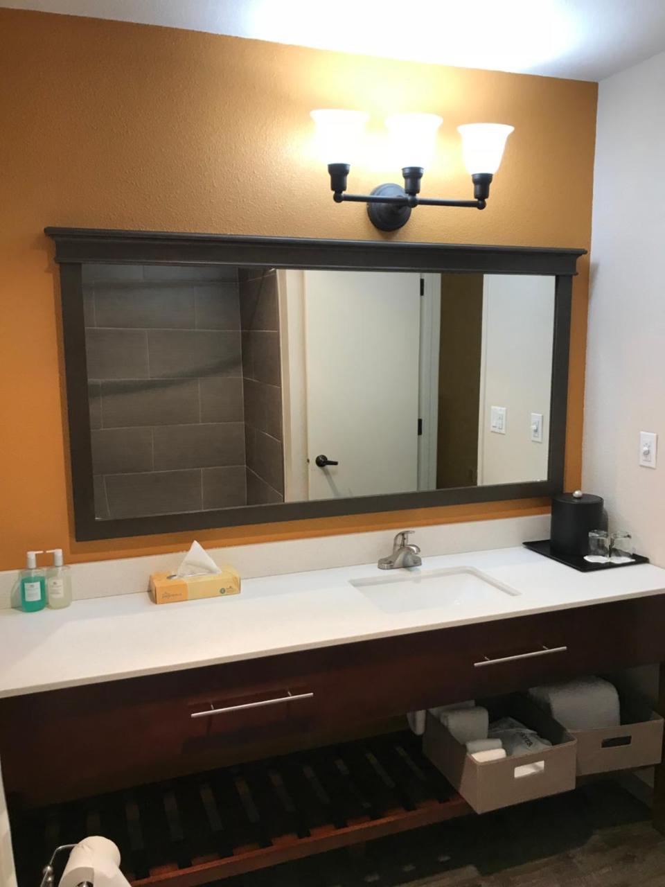 Coast At Hood Hotel 3*