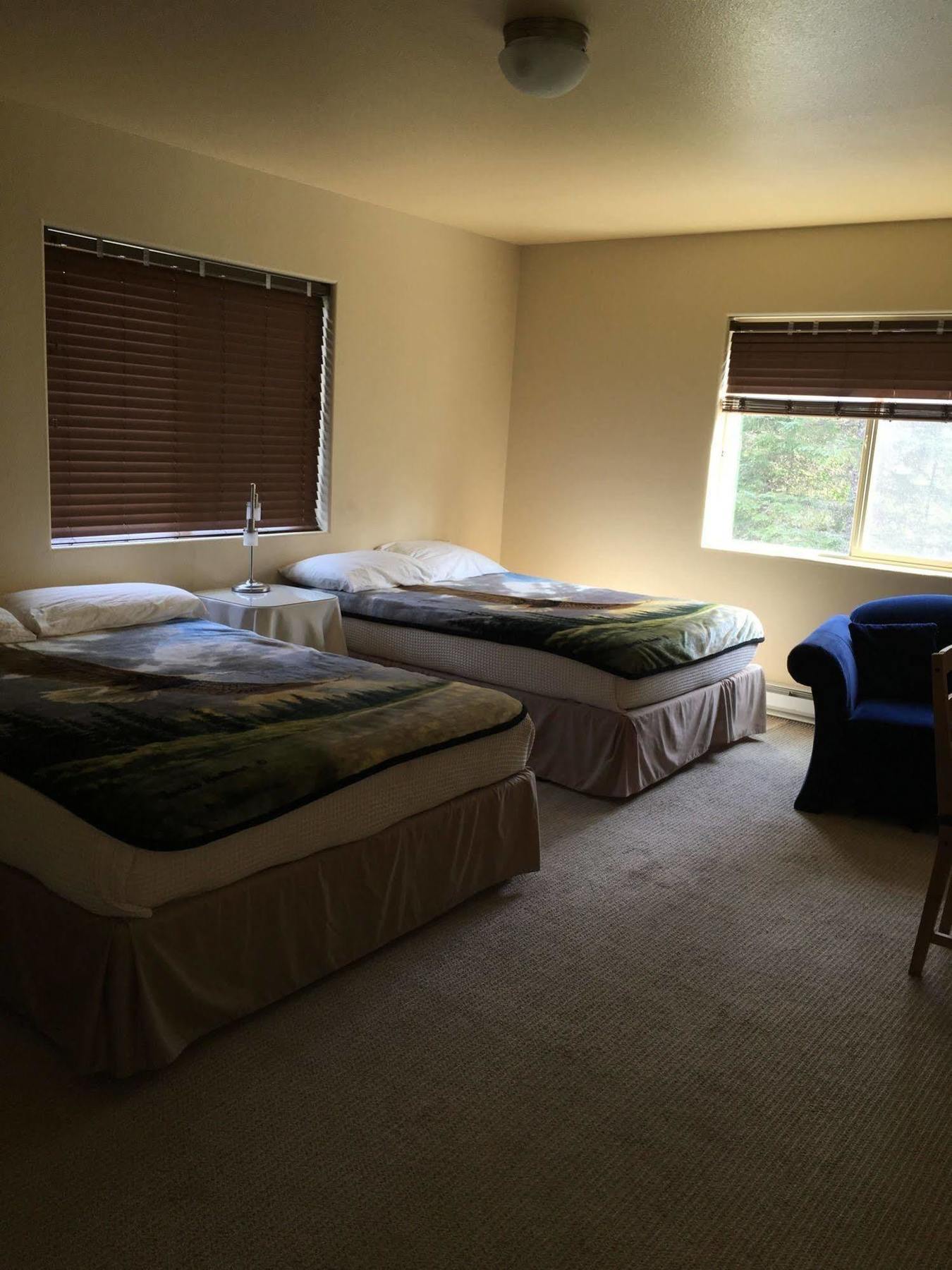 Twin Peaks Lodge And Rv Park * Seward