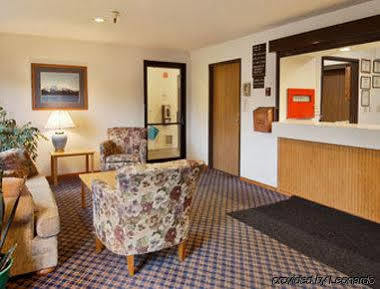 Hotel Super 8 By Wyndham 2*