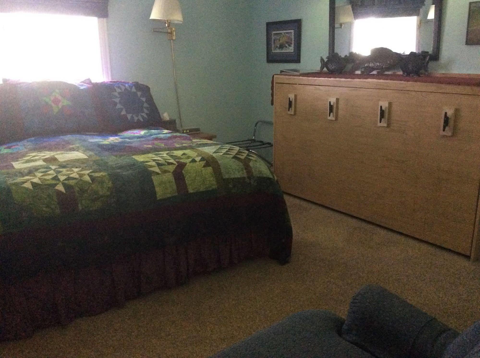 The Spyglass Bed & Breakfast