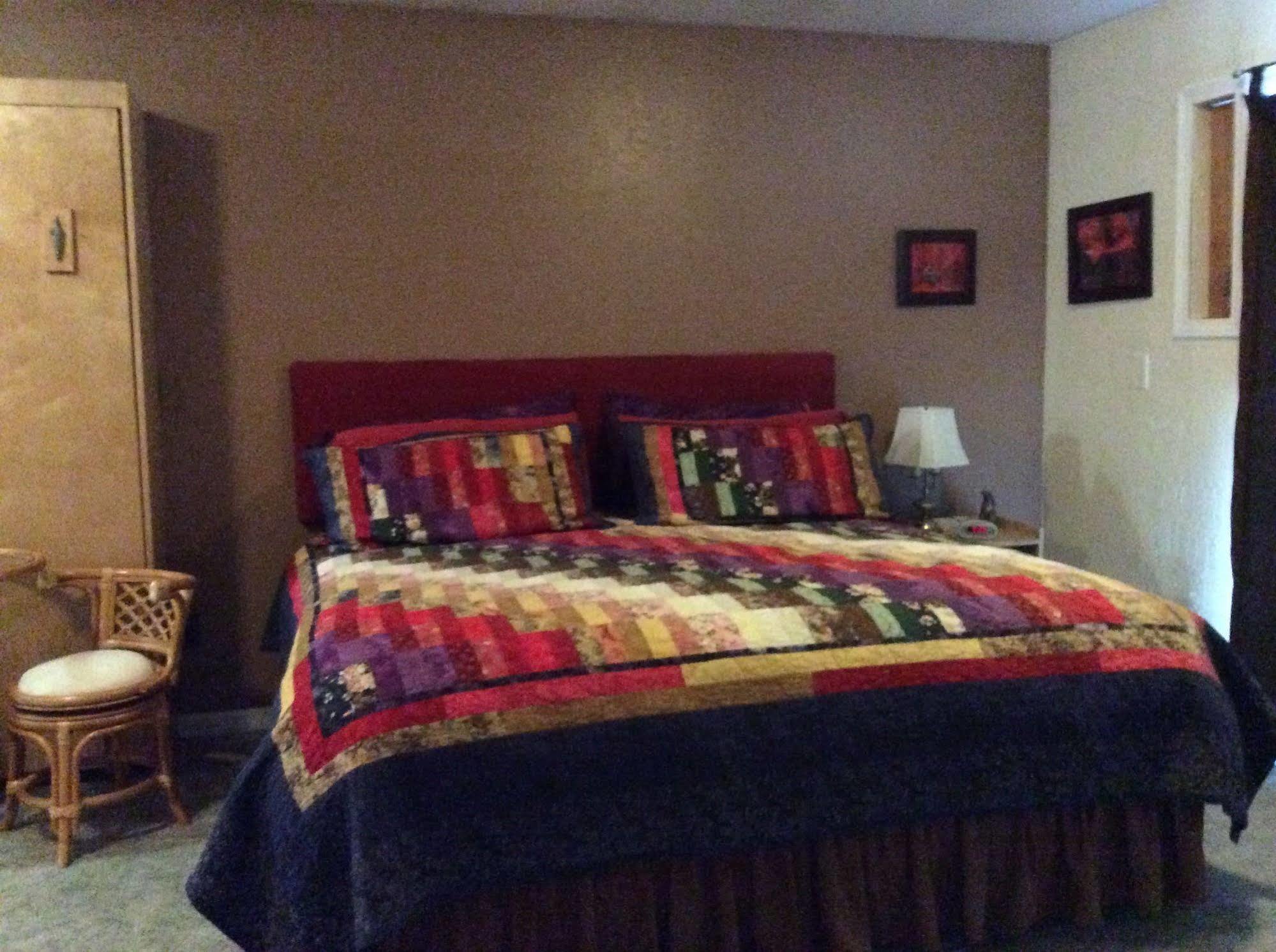 Bed & Breakfast The Spyglass