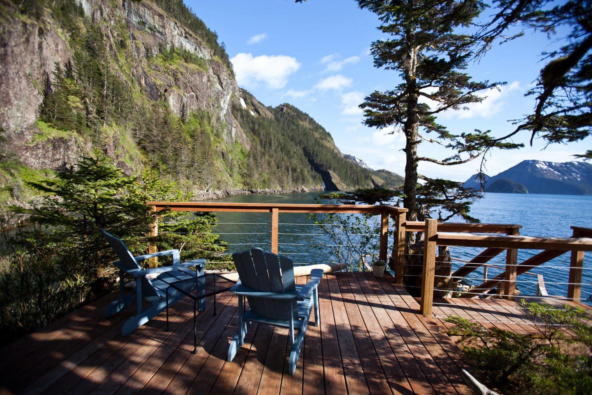 Luxury tent Orca Island