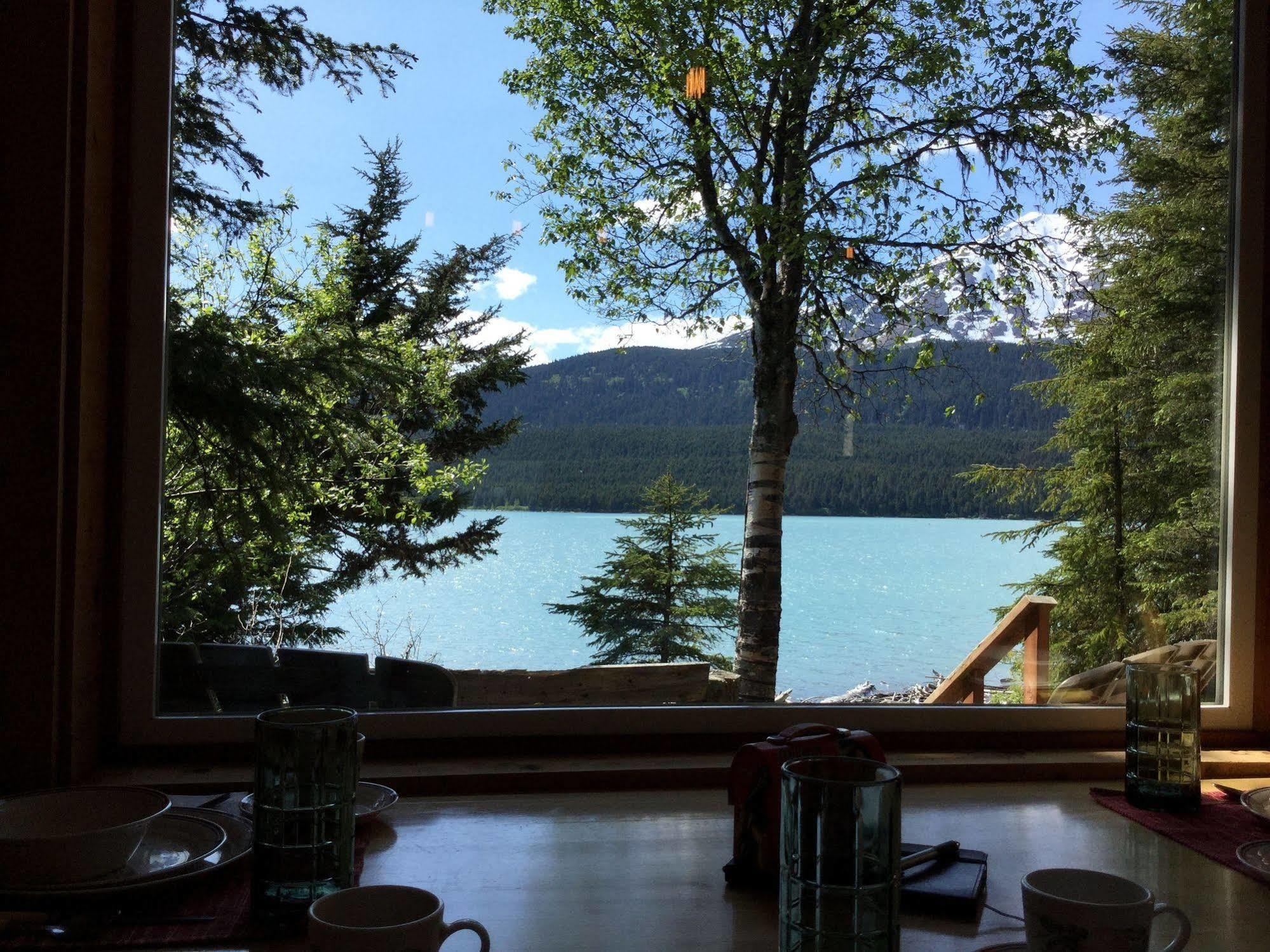 Renfro's Lakeside Retreat