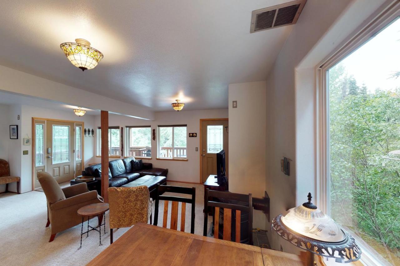 Jewel Hotel Girdwood