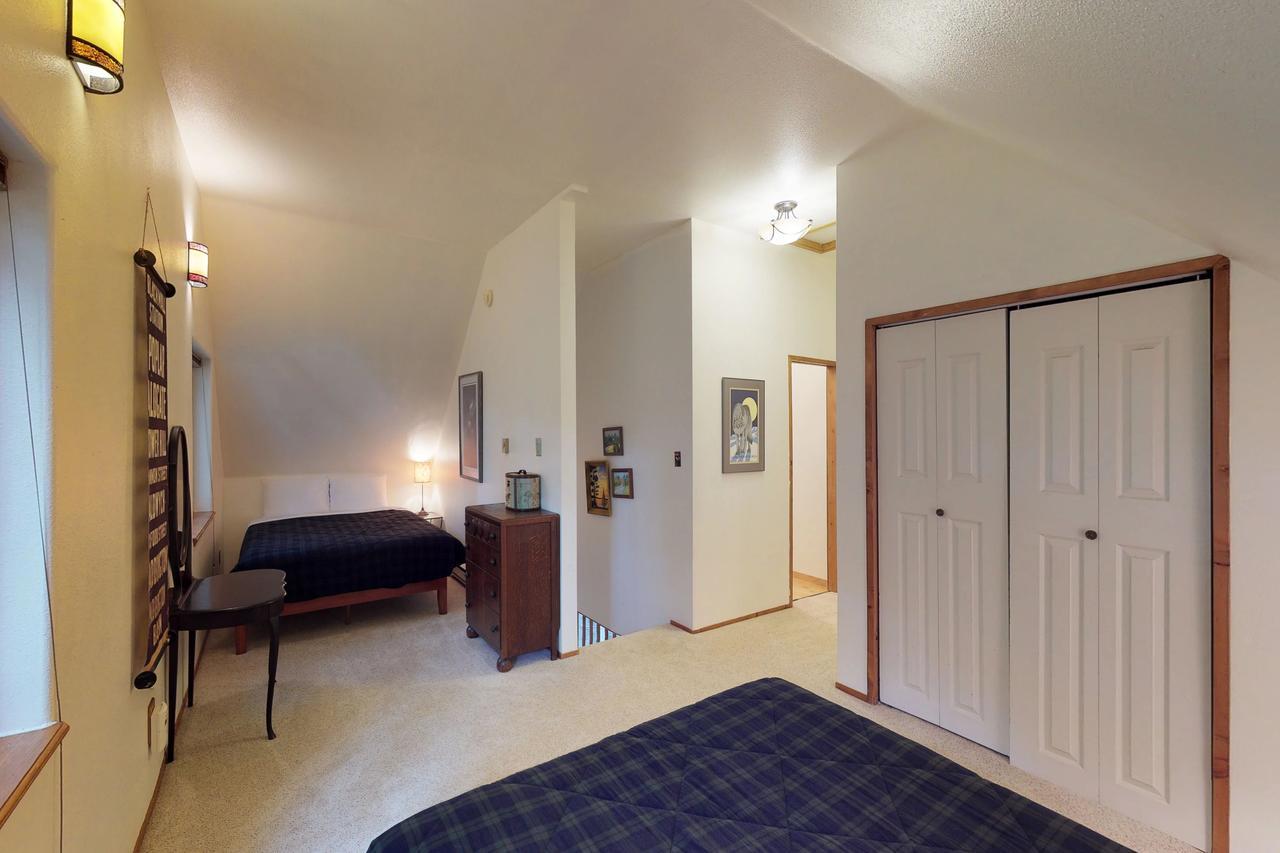 Jewel Hotel