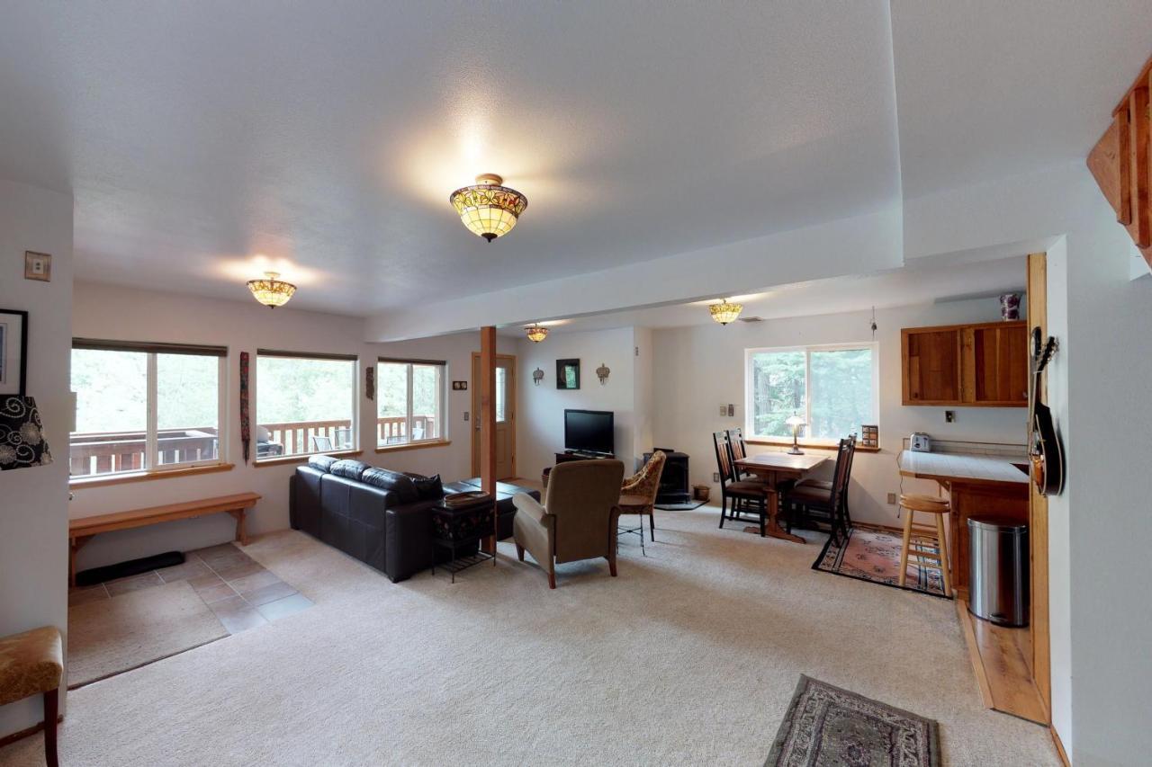 Jewel Hotel Girdwood